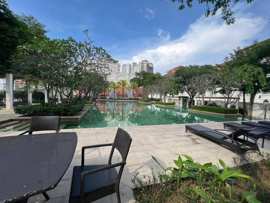 Perfect Marina Stay@ Strait Quay /W Big Balcony + Carpark Bagan Jermal Eksteriør billede